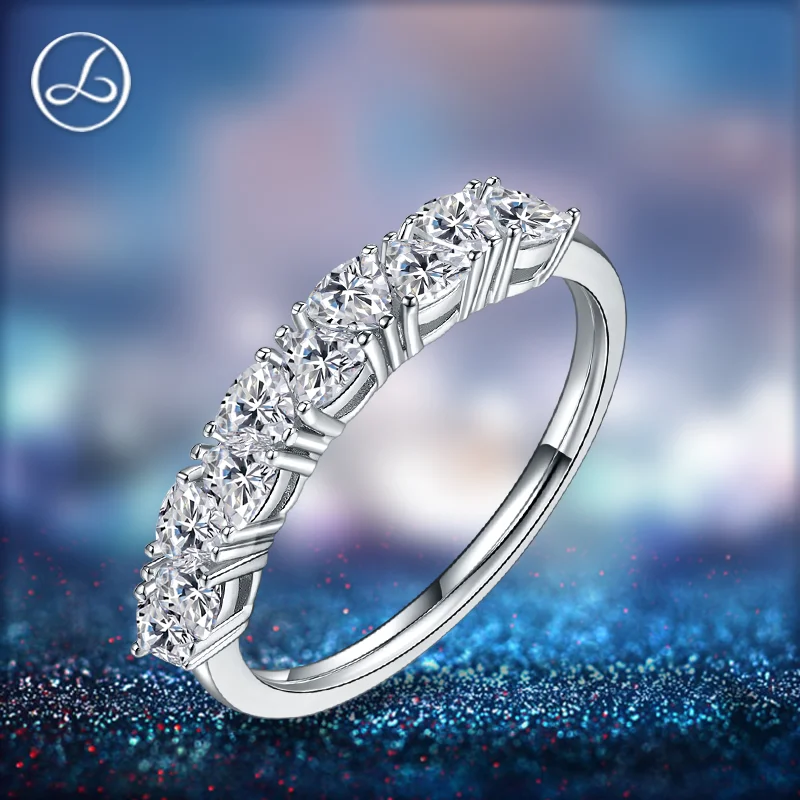 

925 Sterling Silver 1.0 Ct Triangle Moissanite Ring For Women D VVS1 Clarity Exquisite Light Luxury Fashion All-match Ins Style