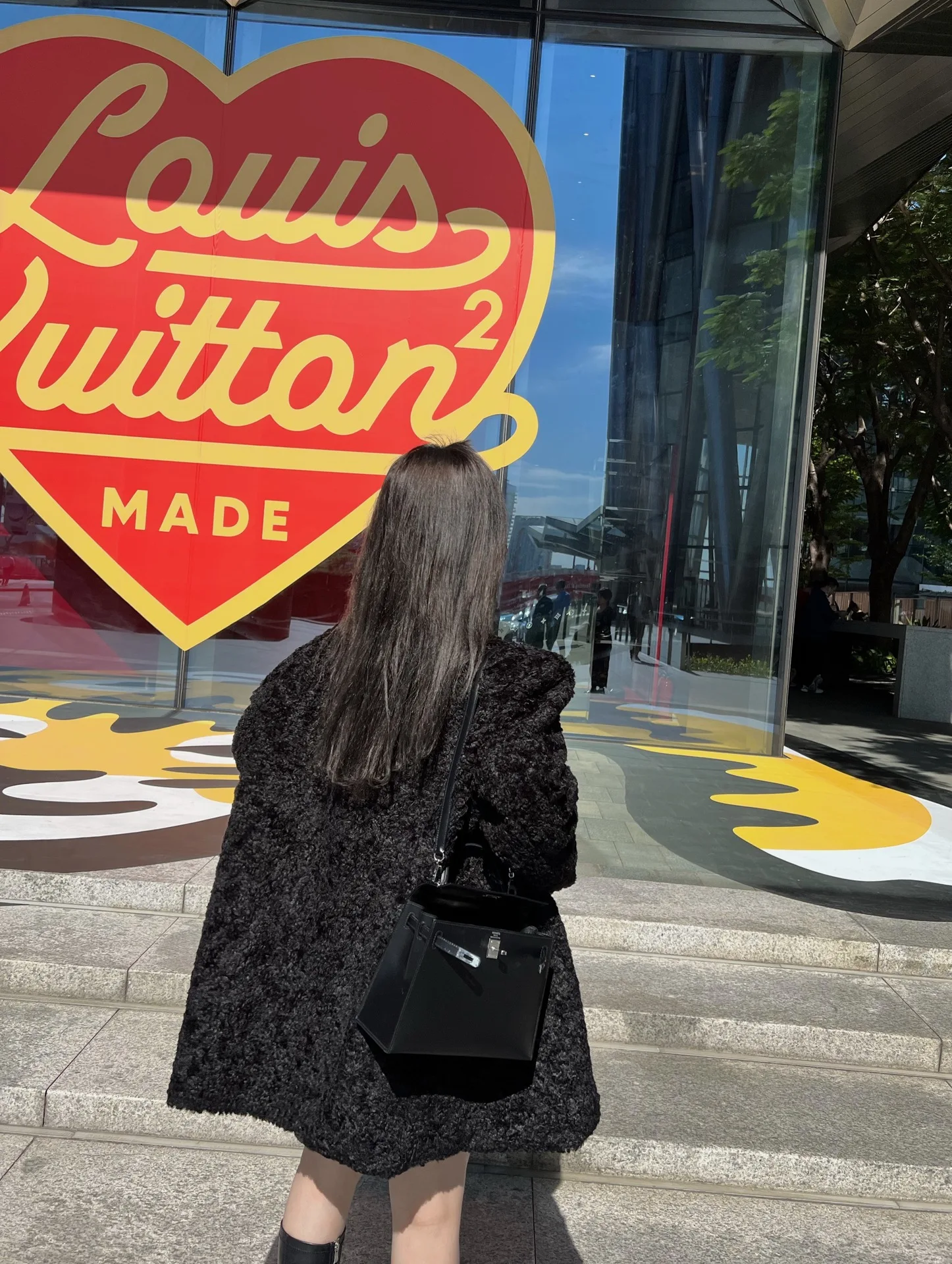 Winter Women Lamb Fur Coat Stylish Warm Long Faux Fur Jacket Black Round neck loose casual overcoat Lapel wool suit jacket women