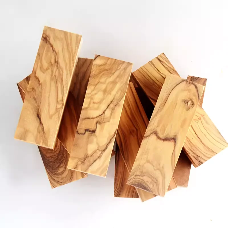 

Деревянные бруски из оливкового дерева для рукояток ножей