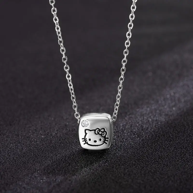 

Kawaii Sanrio Necklaces Hello Kittys Kuromi My Melody Accessories Cute Beauty Cartoon Anime Pendants Jewelry Toys for Girls Gift