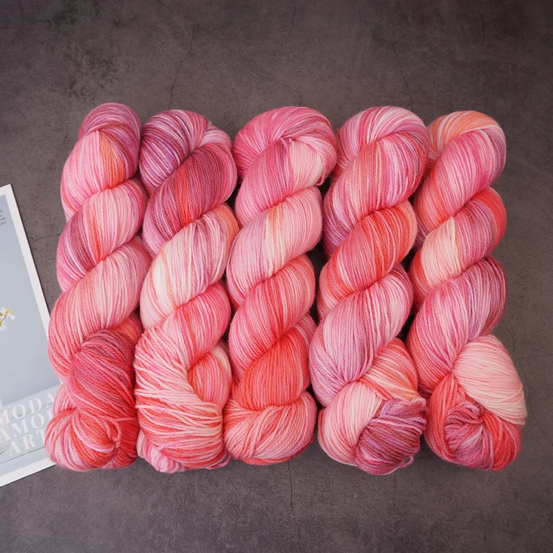 Шапка из чистой шерсти ручной работы 100 г/шар весна-осень-зима