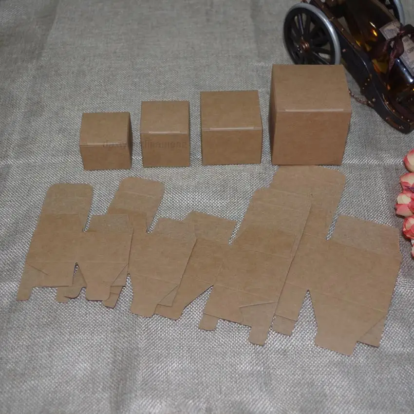 

50 шт. в/8x8x6/7/8/9/12 см, 4 размера, белая/крафт-бумага