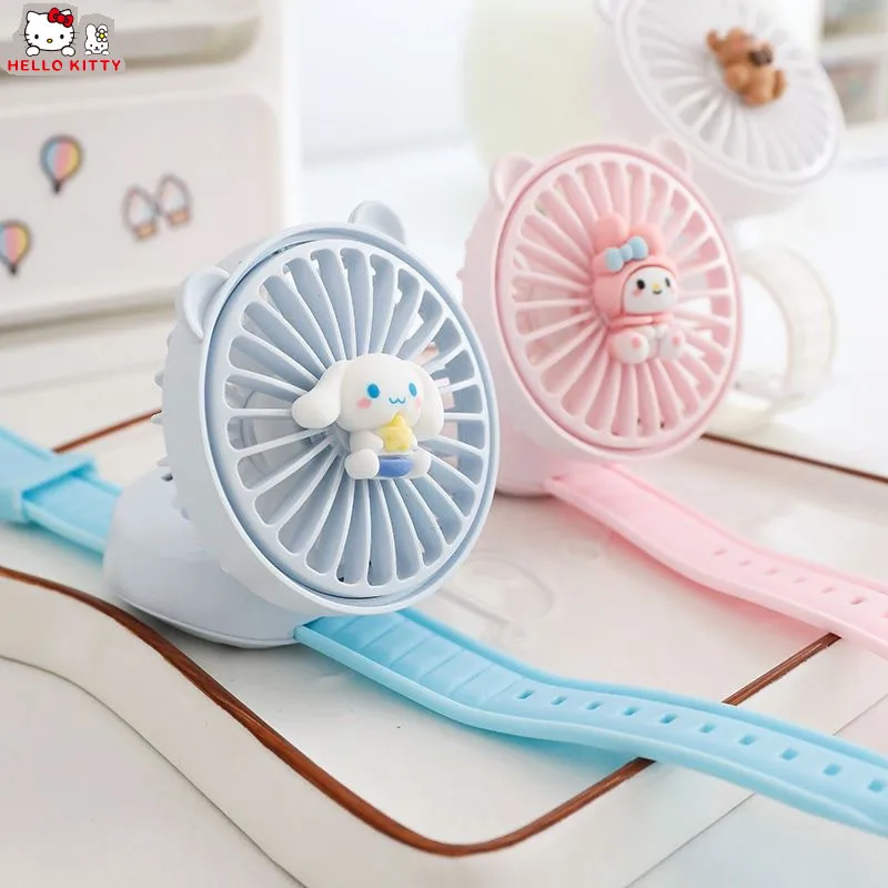 

Kawaii Sanrio Fan Cinnamoroll летние USB носимые часы маленький веер ручная портативная зарядка моя мелодия модель игрушка орнамент для девочек