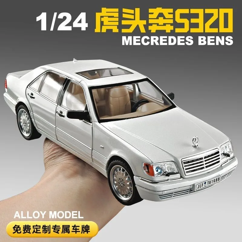 Фото Масштабная модель автомобиля Mercedes-Benz W140 (1:24) из литого сплава с 6 открывающимися дверями и поворотными передними колесами для коллекционеров и хобби-энтузиастов №4