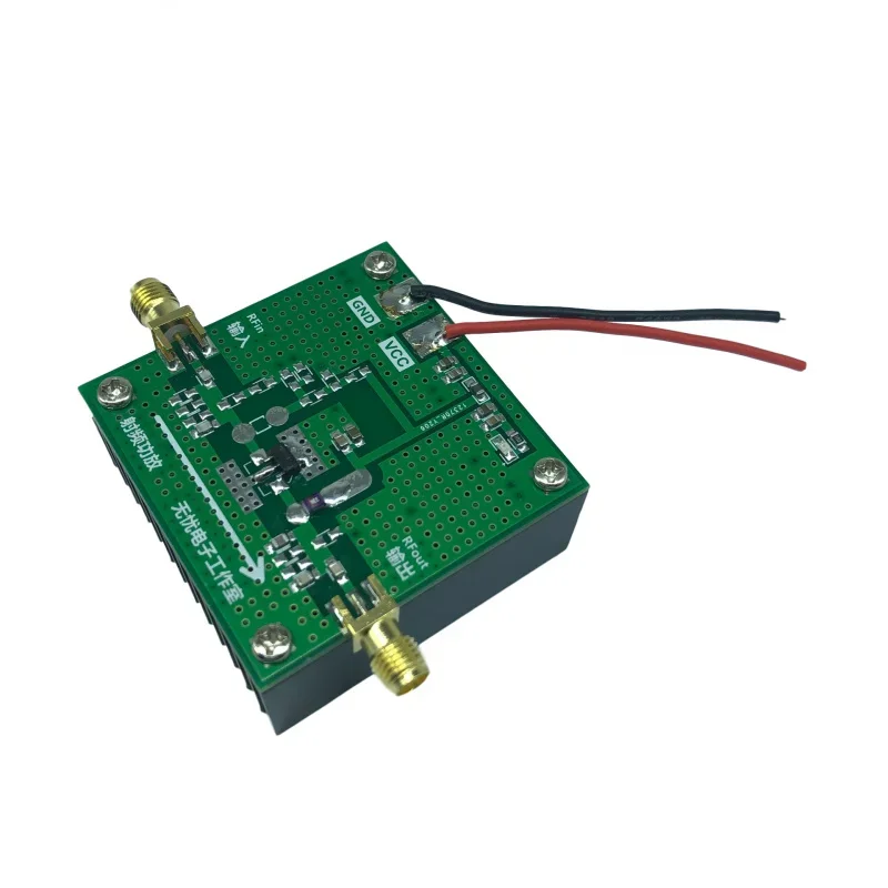 Макетная плата усилителя мощности 400 МГц-4 ГГц 1 Вт TQP7M9103 с большим охлаждающим