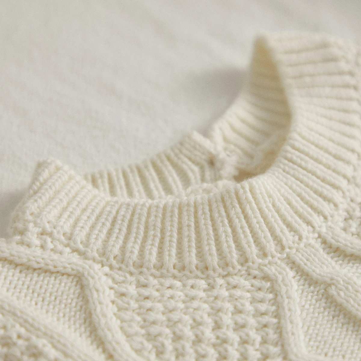 Женский трикотажный комбинезон Ma &amp Baby теплый однотонный с длинными рукавами и