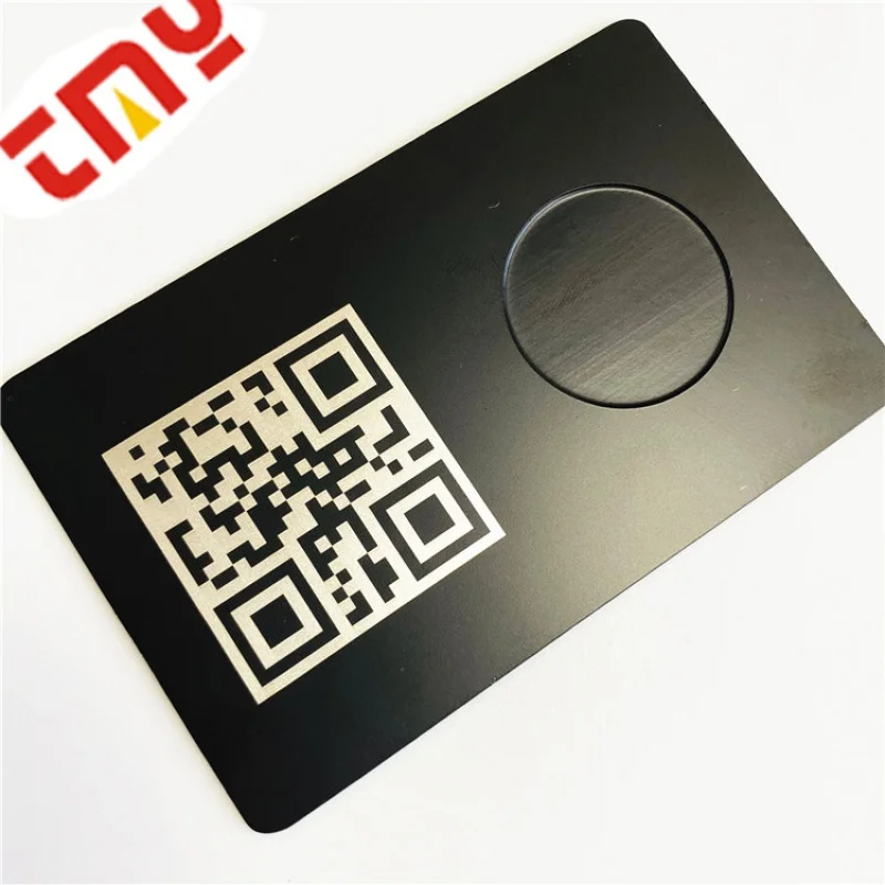 

Заводская цена, черная металлическая визитная карточка NFC 213 215 216, бесконтактная Nfc-карта с QR-кодом