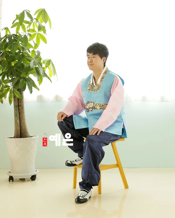 

Men's Hanbok Korea Imported Hanbok Fabric Groom Wedding Hanbok Men's Hanbok New Hanbok