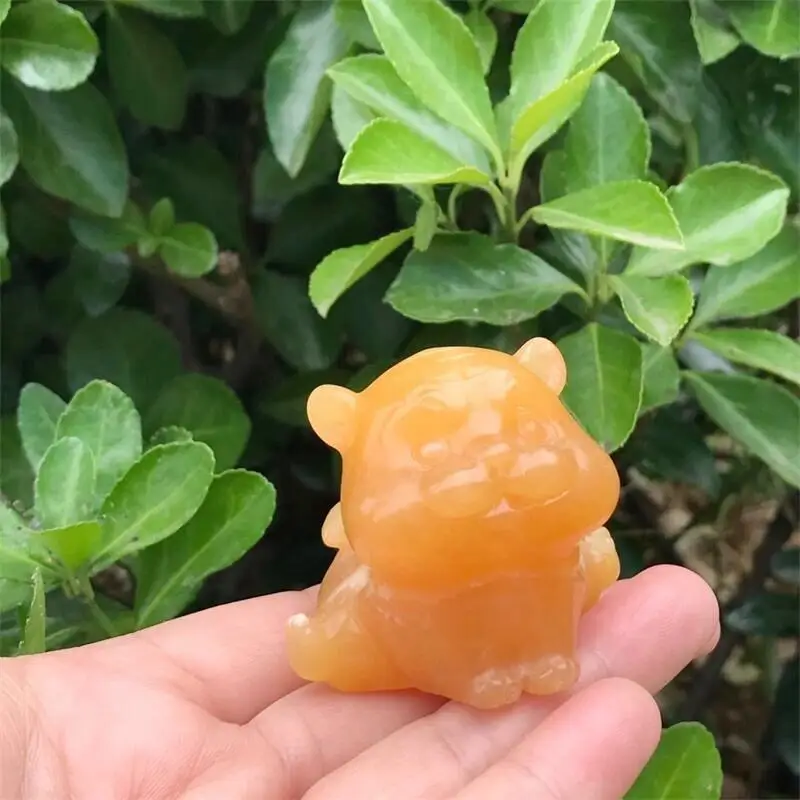 Фигурка из натурального камня Хрустальный оранжевый кальцит мультяшный тигр