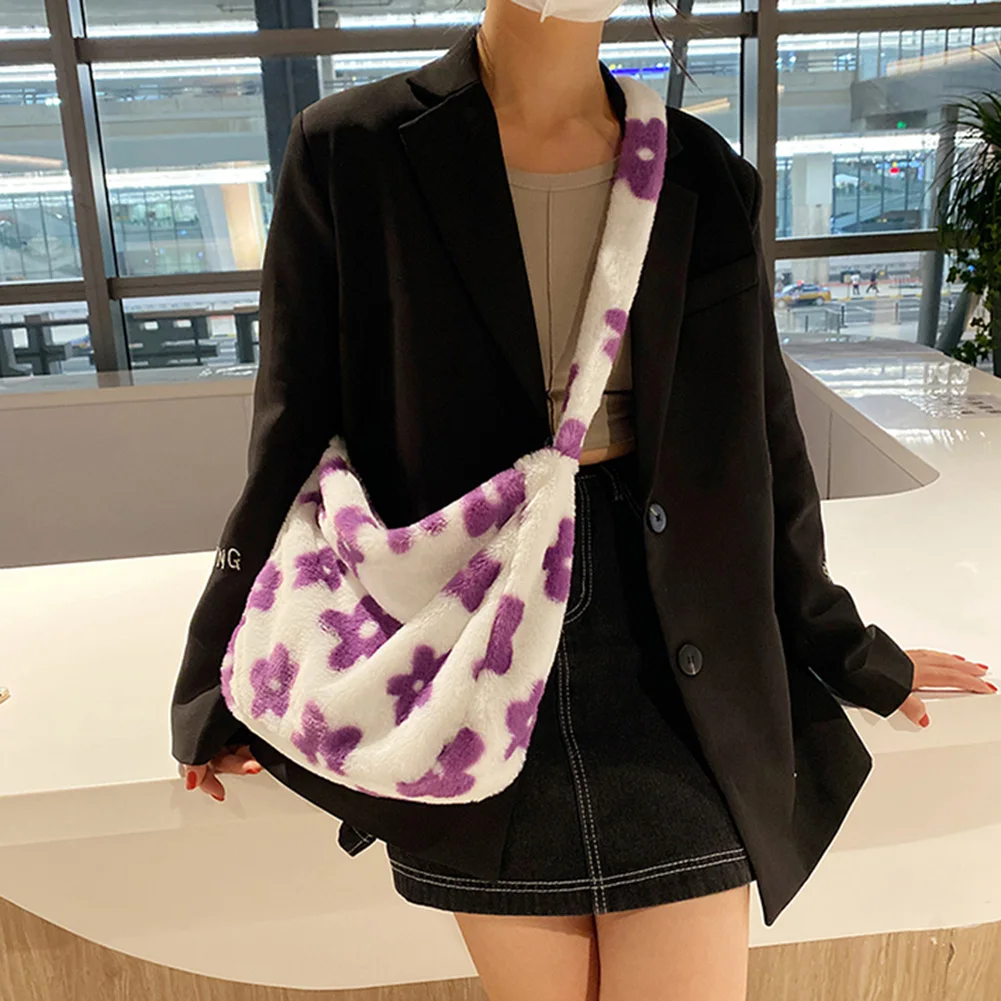 

2021 INS Fashion Women Plush Flower Pattern Shoulder Bags Elegant Female Underarm Bags Faux Fur Handbag Furry Fluffy Tote Bags