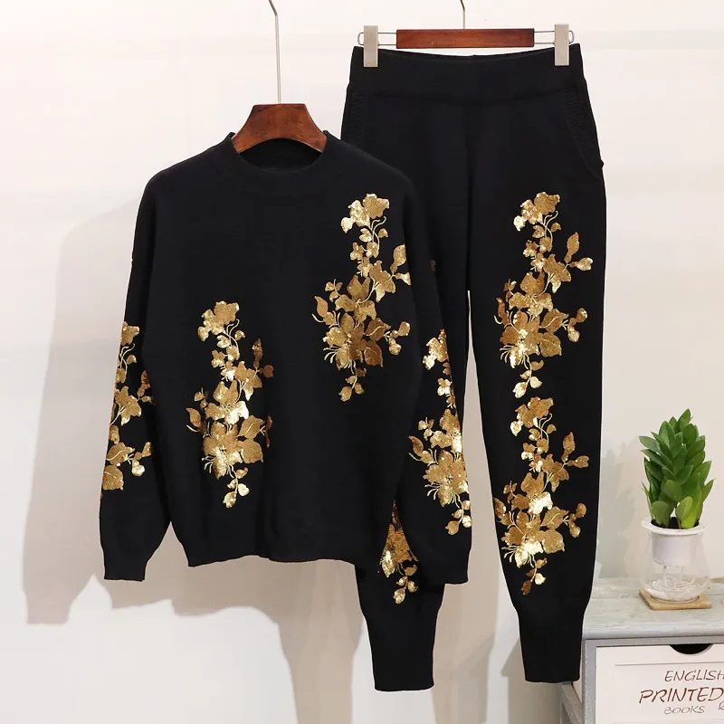 

2023 Autumn Gold Plate Flower Embroidery Knitted Pullover Women Tops + Fashion Pants Two Piece Set Tracksuit Female Outfits H542