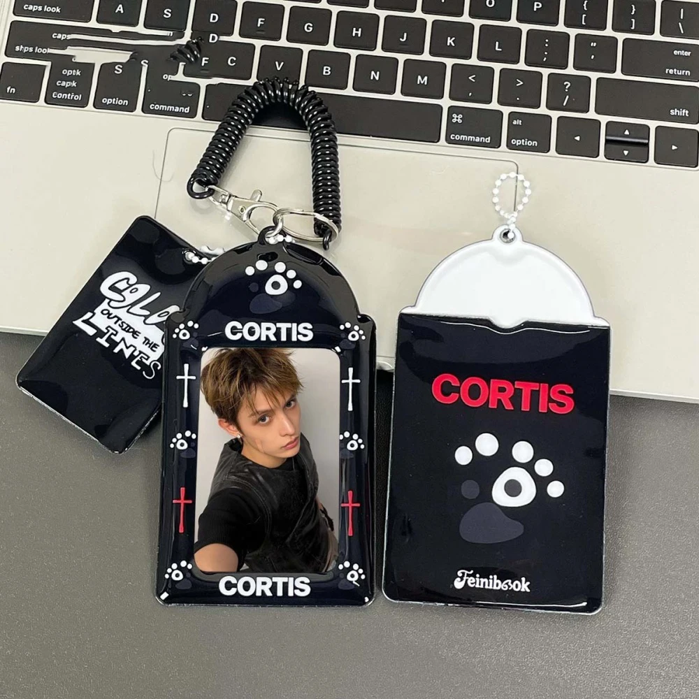 Фото Держатель для фотокарточек серии Cortisball 3,94 дюйма: Cortis, JAMES, MARTIN, Keonho. Футляр для LOMO-карточек, чехол для ID-карт. Подарок для фанатов, коллекционный. №5