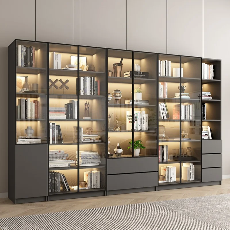 Рисунок 6 - Роскошные витринные винные шкафы