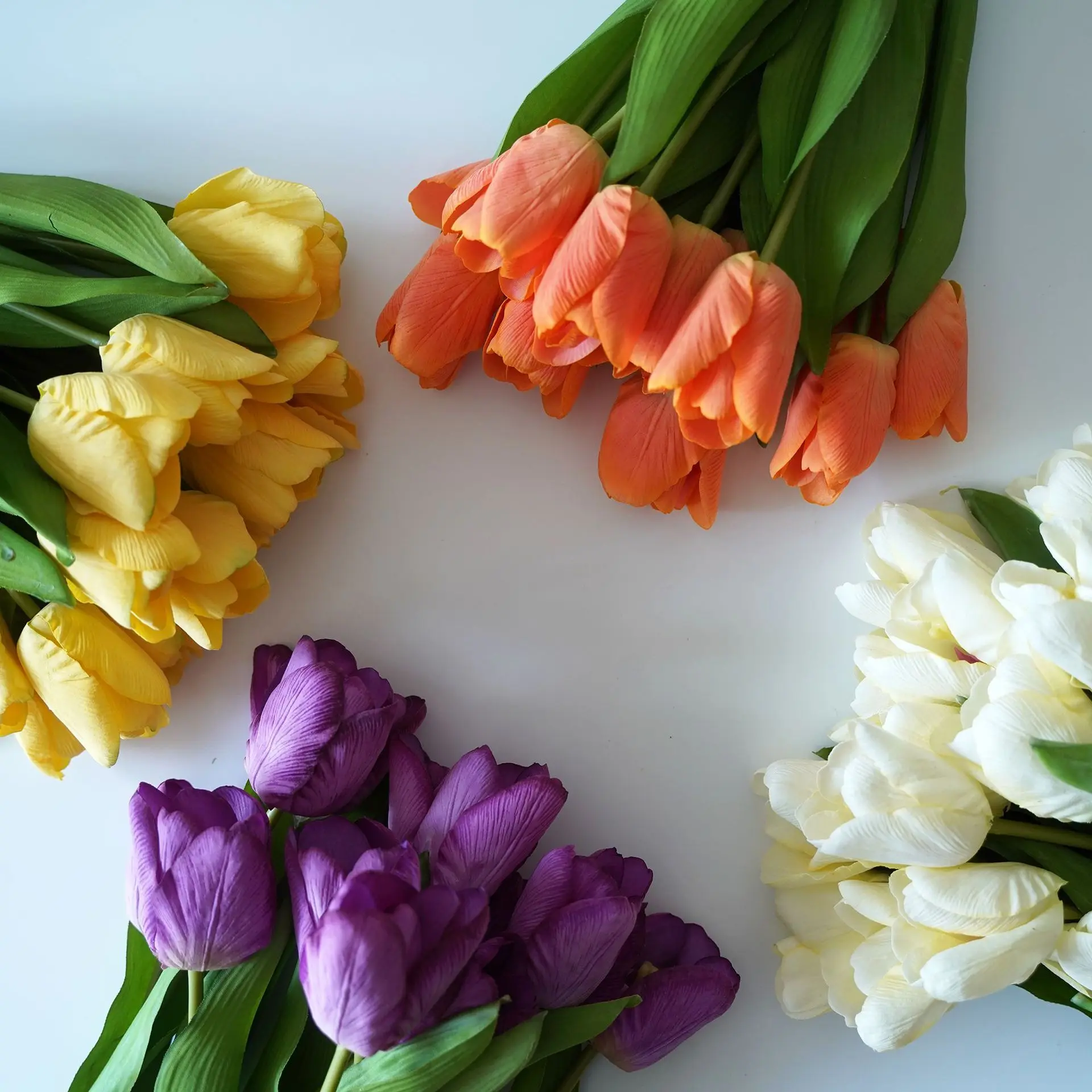 

12 Pcs Real Touch Pu Mini Tulip Wedding Holiday Party Decoration Simulation Bouquet Home Hotel Arrangement Flower Arrangement