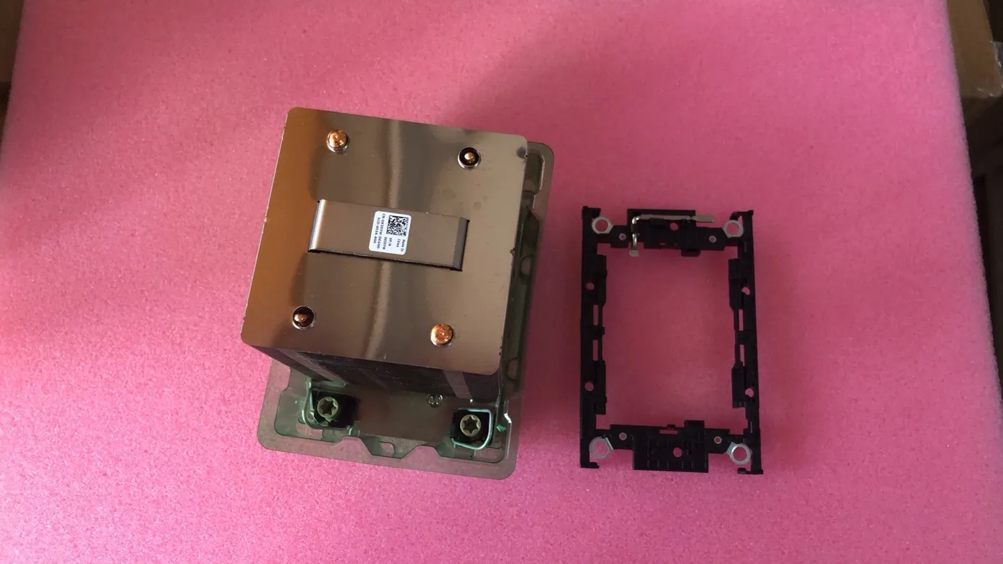 

Высокопроизводительный радиатор для сервера 0X35YW X35YW T550