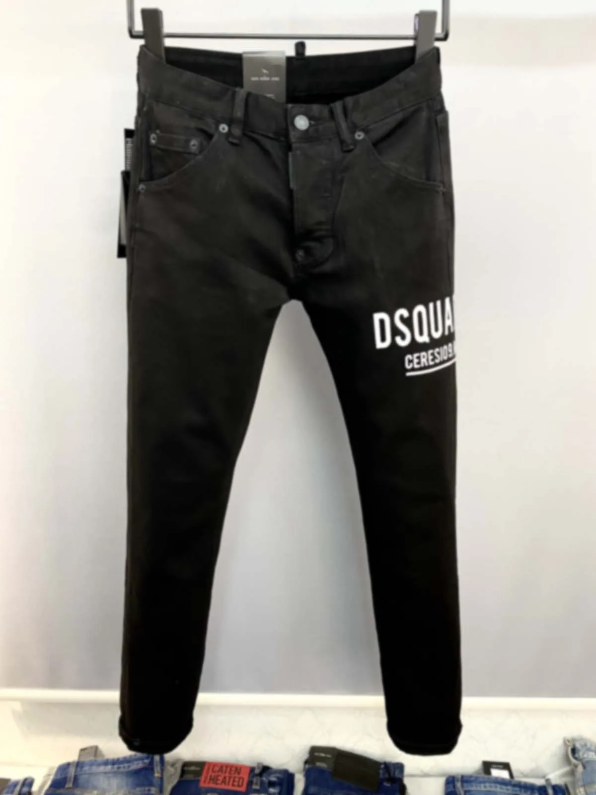 

2023 autumn new denim men's trousers d2 jeans slimming casual small feet slightly elastic black gray printed letters