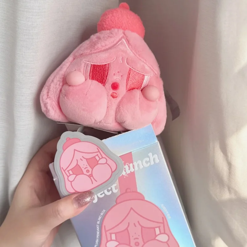 Фото Плюшевый брелок-подвеска Pop Mart Crybaby Tears Launch Project Series, случайный стиль (1 шт.), для сумок, ключей, декора, детских подарков (версия для ЕС, без упаковки) №1