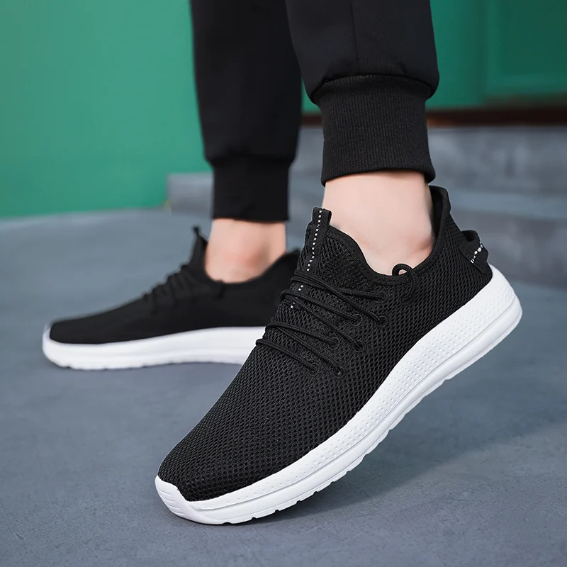Outdoor Sports Shoes Men Sneakers Classic Black Running Shoes Male Sneakers Ultralight Mens Athletic Shoes Breathable Zapatillas