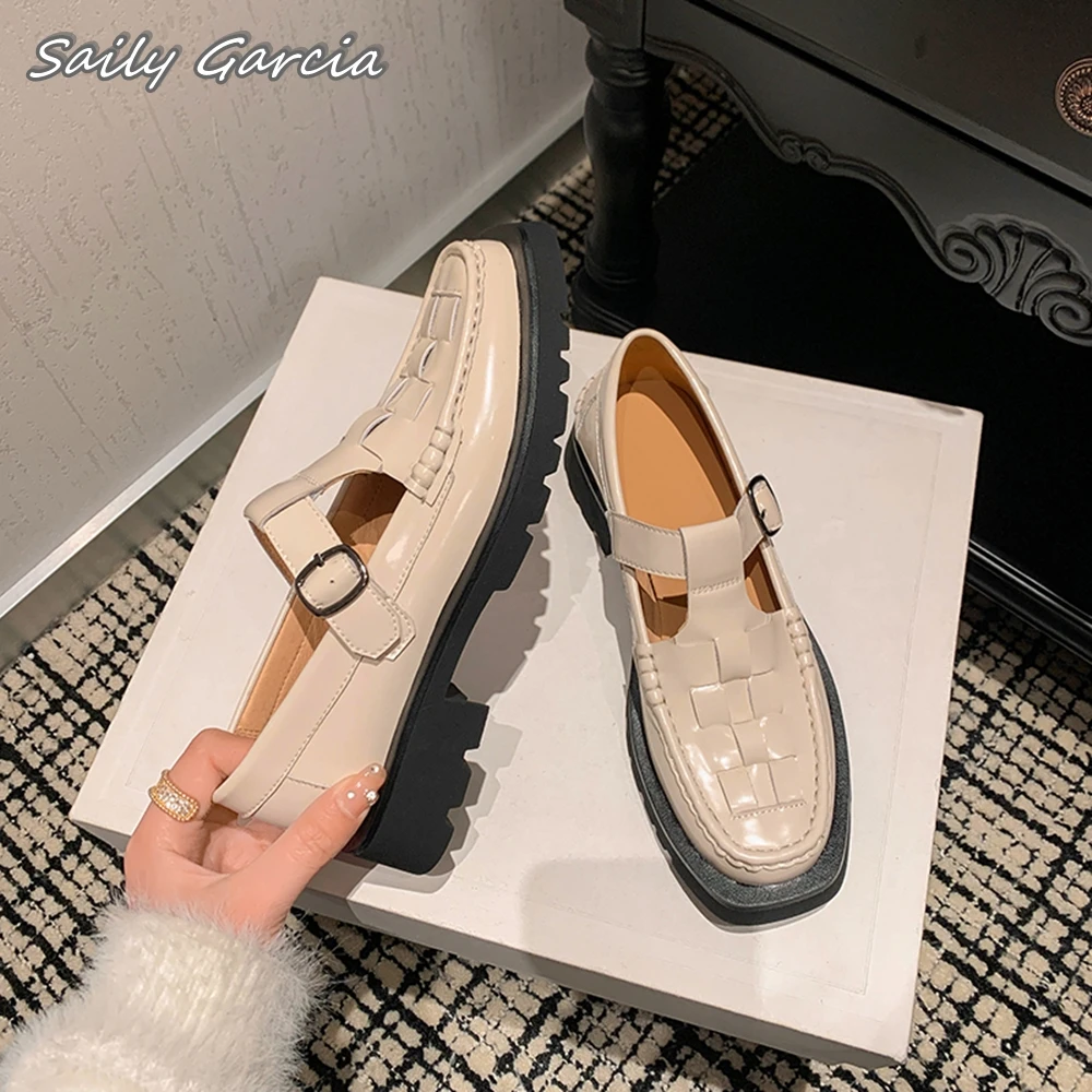 Женские ажурные лоферы из натуральной кожи с клетчатым переплетением Новинка