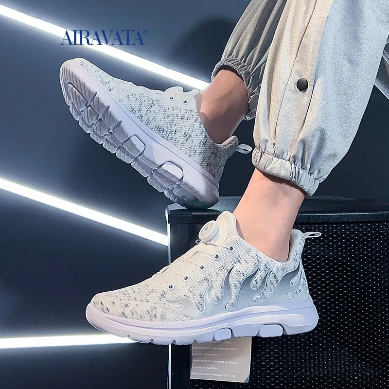 New 2022 Men Comfortable Athletic Training Footwear Running Shoes Breathable Outdoor Sports Shoes Lightweight Sneakers For