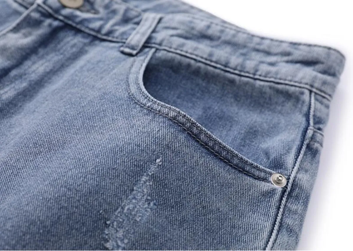 2023 Summer New Japan Korea Hole Ripped Straight Men Jeans Shorts  Fashion Loose Blue Washed Street Knee-length Male Denim Pants