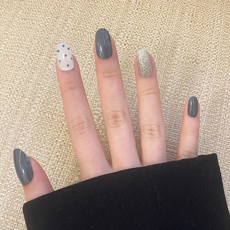 

Medium and Long Round Head Nail Patch Removable False Nail Finished Product Gold Powder White Wave Point Wear Nail Patch