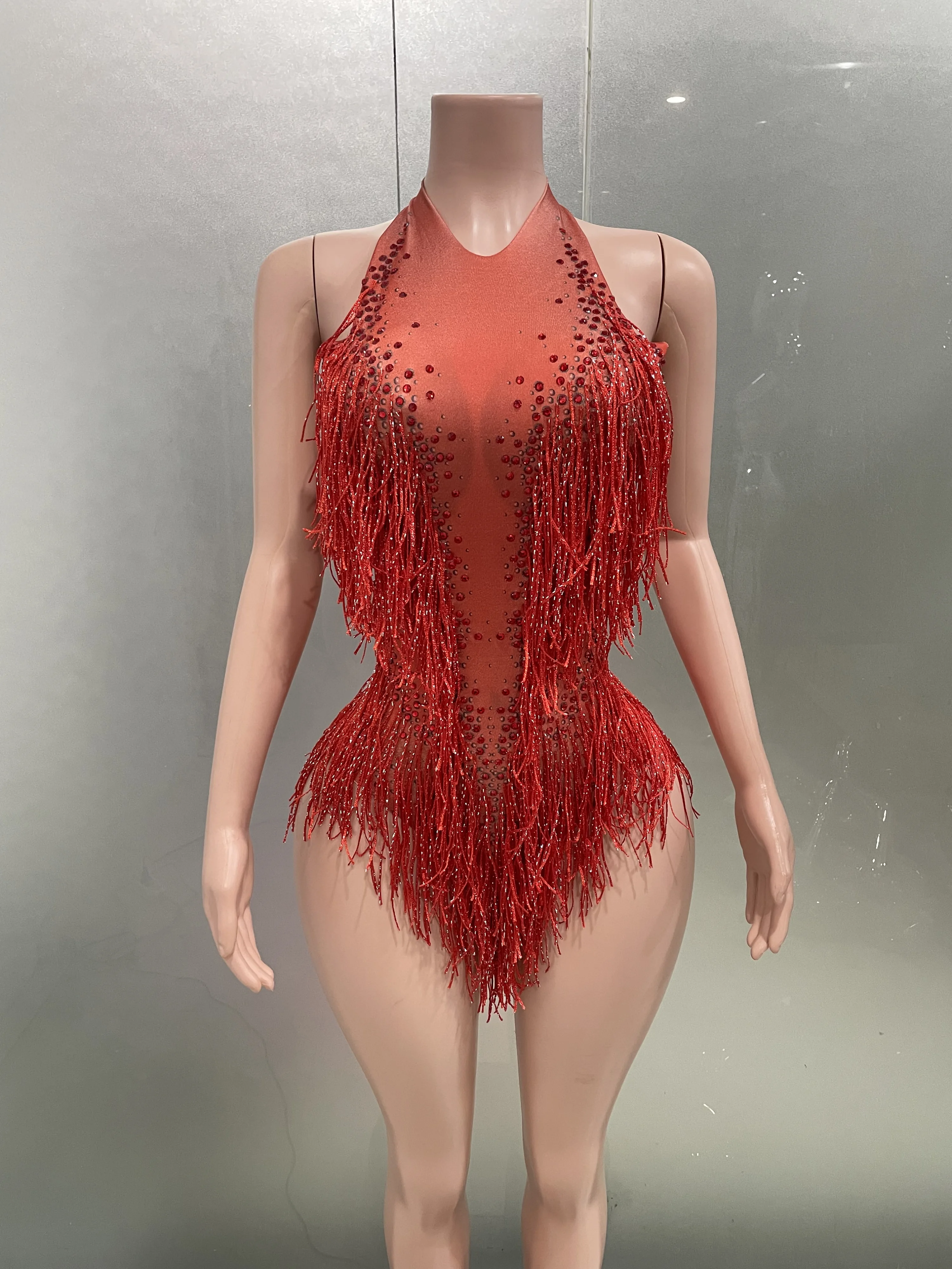 Женское сексуальное боди с открытой спиной и кисточками модный наряд для