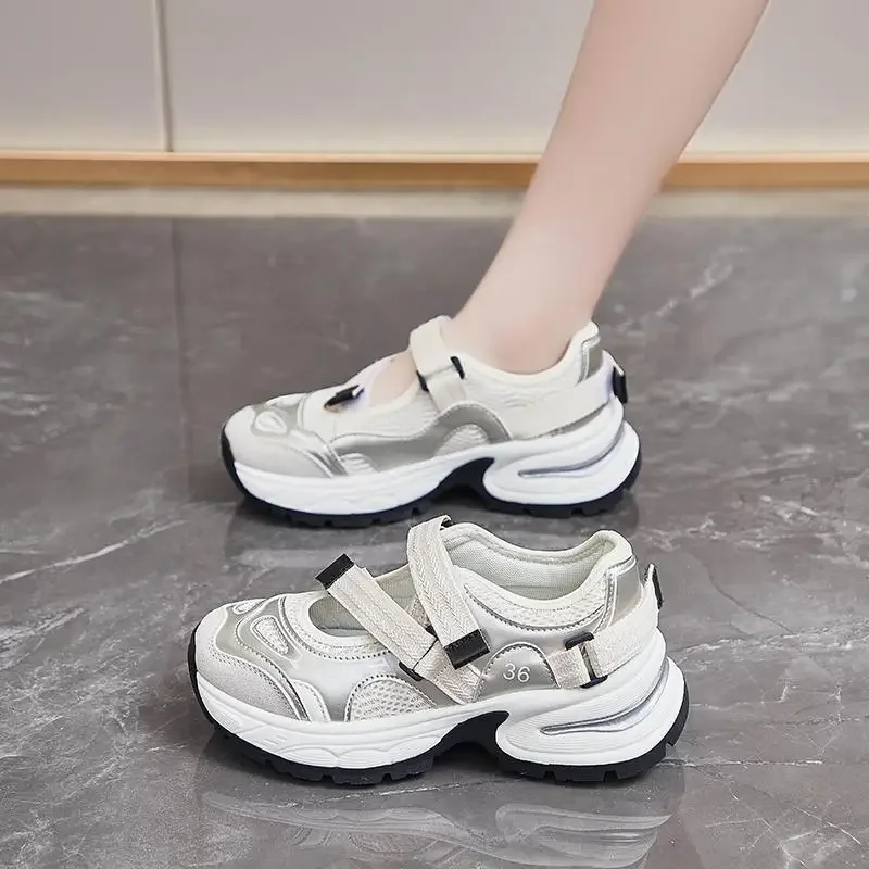 Туфли женские на тонкой платформе из дышащего материала