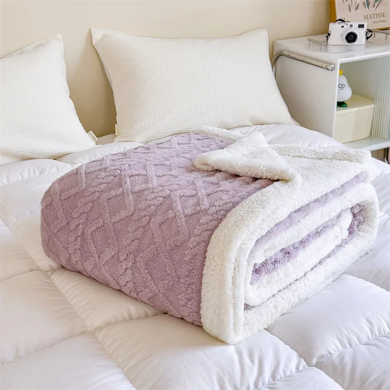 

Двухслойное флисовое одеяло xiao qi qi