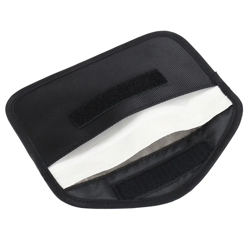 

Key Phone Card Shielding Cover Protector Car Signal Blocker Faraday Bag Case Universal Accessories for BMW Audi Passat Peugeot