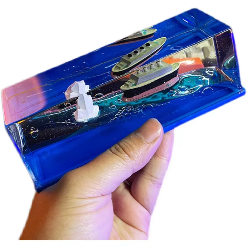 

1pcs Ghost Ship Black Pearl Cruise Ship Fluid Liquid Drift Bottle Living Room Decoration Acrylic Gift Floating Boat Home Toy