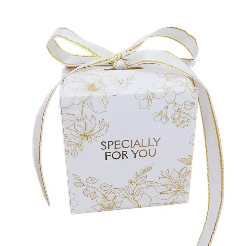 

Creative Small Square Candy Boxes Gold Flowers with Ribbons Specially for Your Wedding Birthday Party Decor Supplies Wholesale
