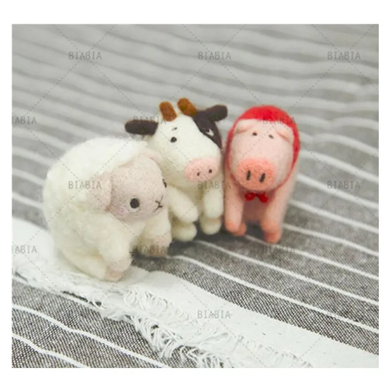 

Piglet, calf, lamb wool needlepoint kit wool felt needle felting decoration craft needlecraft DIY handmade