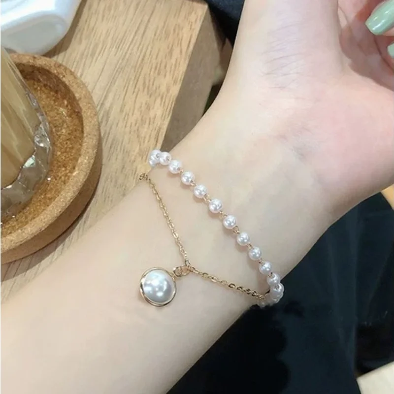 

Women Bracelet Charm Adjustable Chain Pearl Bracelet Girl Baroque Bowknot Simple Jewelry Korean Fashion Wedding Engagement Gift