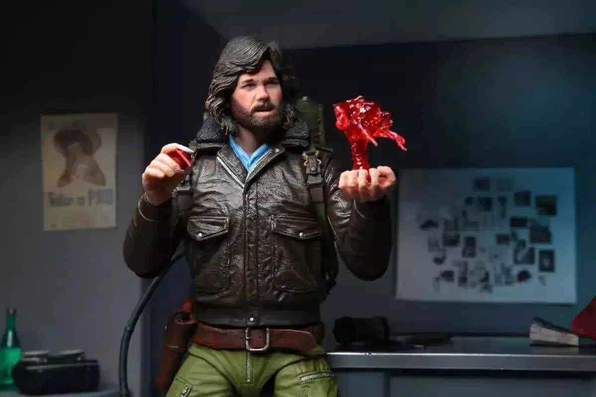 Neca 04901 7-дюймовая шарнирная Подвижная кукла Классическая серия фильмов необычная