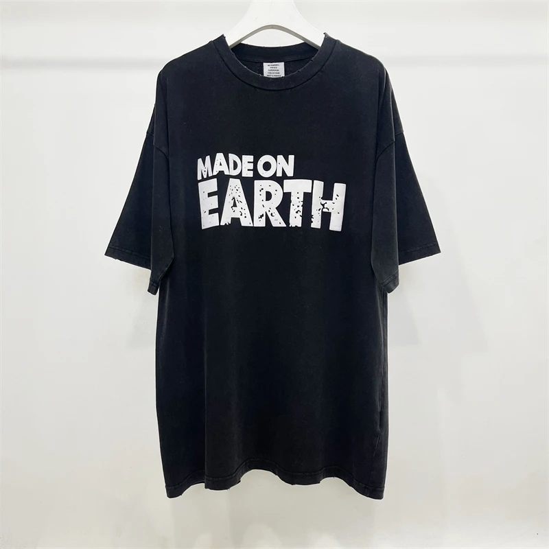 

2023ss Vetements MADE ON EARTH Washed Ripped T-shirt Men Women Oversized Vintage VTM T Shirt Top Tee GYM