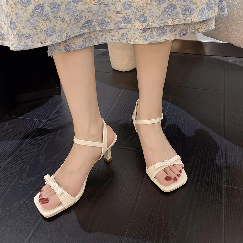 Women's Shoes2022 Summer Square Toe Stiletto Buckle Gladiator Sexy Dress Banquet Shoes Bow Narrow Strap Open Toe Women's Sandals
