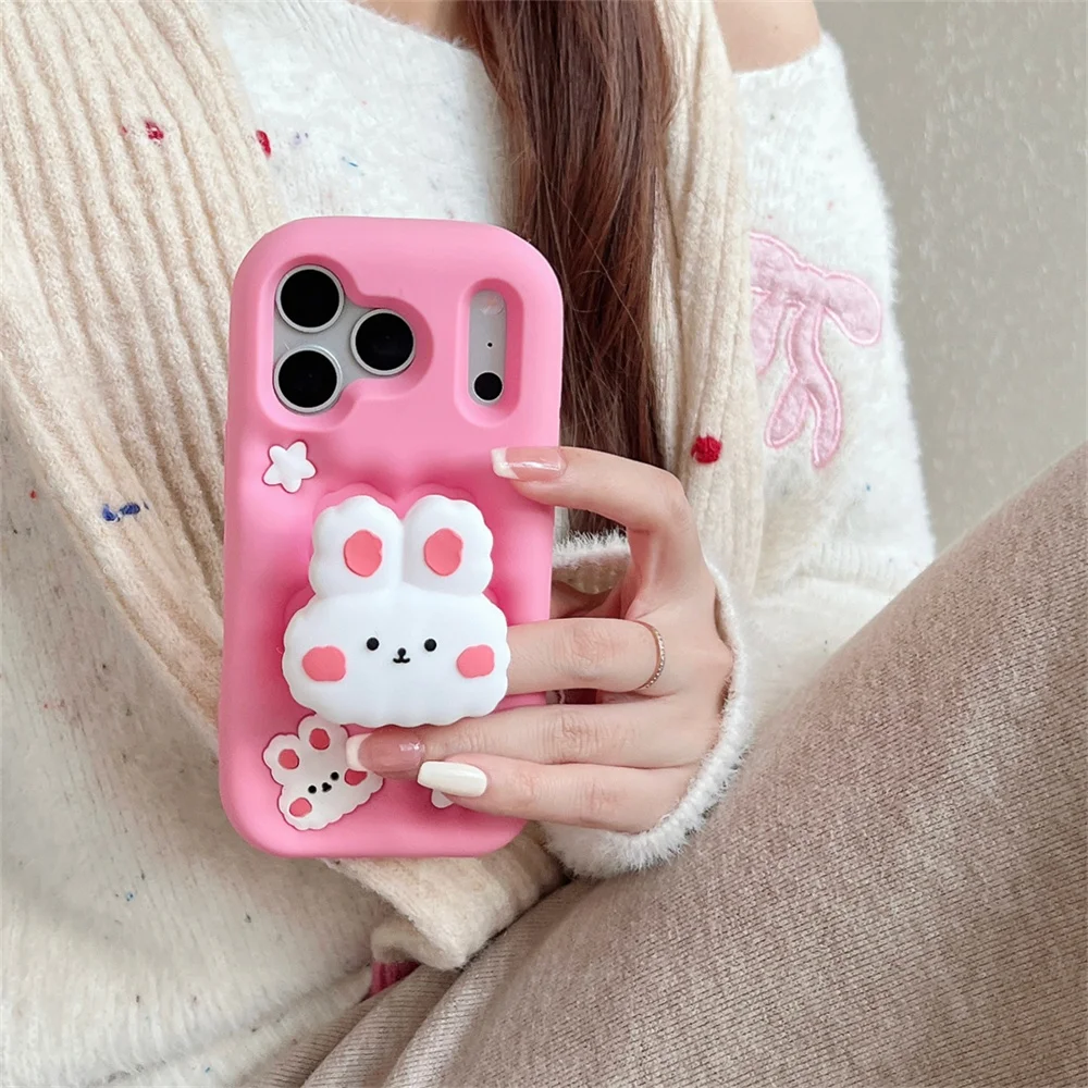Фото Милый объемный розовый чехол-кролик с держателем для iPhone 17 Pro Max, мягкий силиконовый защитный чехол с кроликом-поп-грипом для iPhone 16 15 14 13 №5