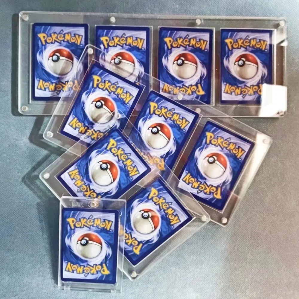 

Чехол для карт с магнитной застежкой и изображением покемона