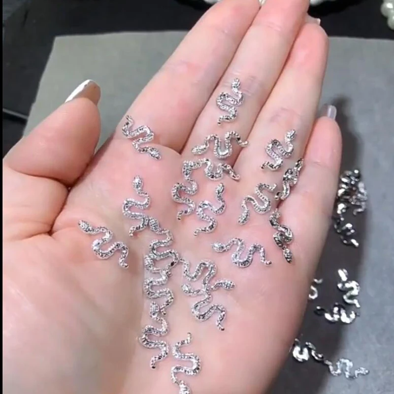 

10Pcs 3D Luxury Snake Nail Art Decoration 18x8(mm) Metal Gold/Silver Metal Snake Nail Charms DIY Alloy Snake Manicure Supplies-1
