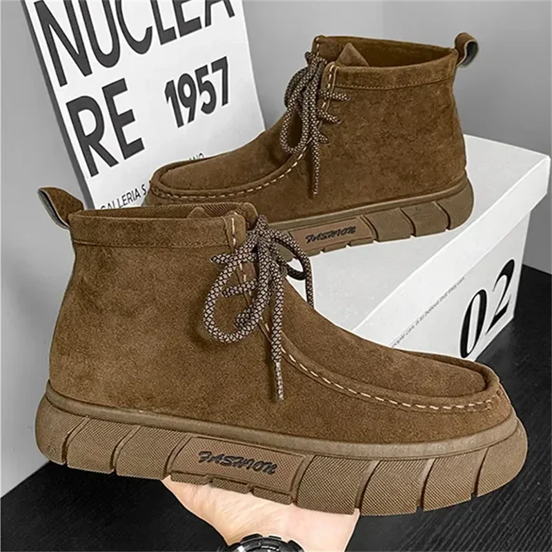 

Men Retro Leather Shoes Thick Sole Mid Top Couple Casual Short Boots Autumn/Winter Men's Ankle Boots Thick Sole Desert Boots