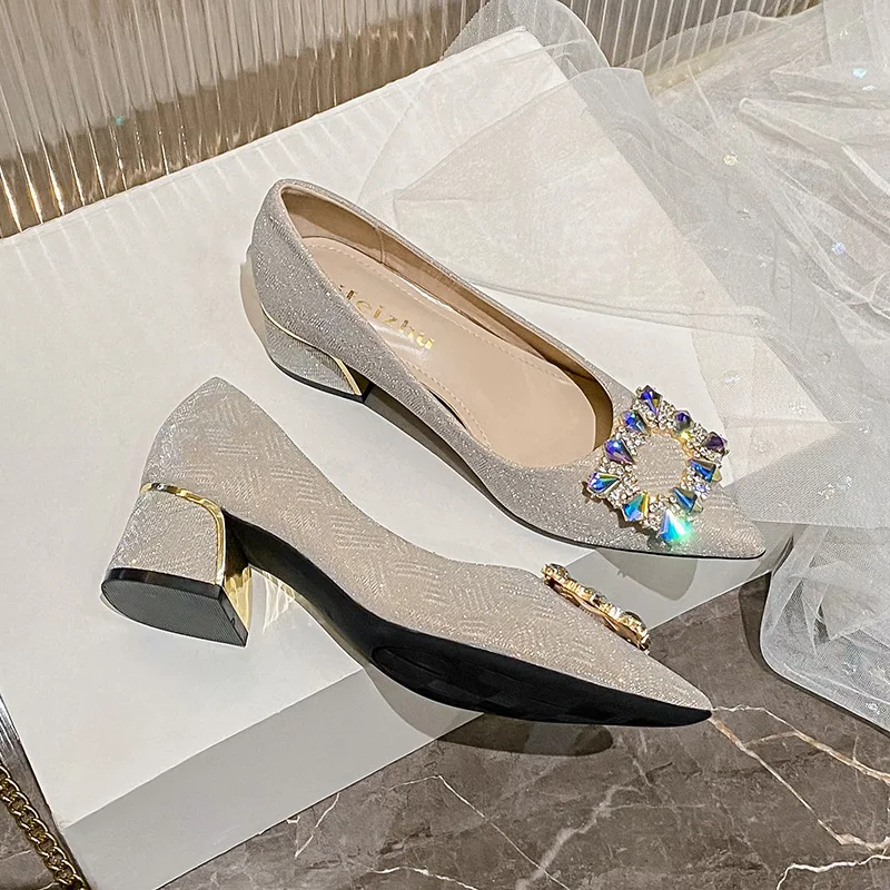 Women Pointed Toe Pumps Slip on Office Lady Wedding Bridesmaid Dress Shoes 5cm Med Heel Bling Crystal Chain Femle Soles D89