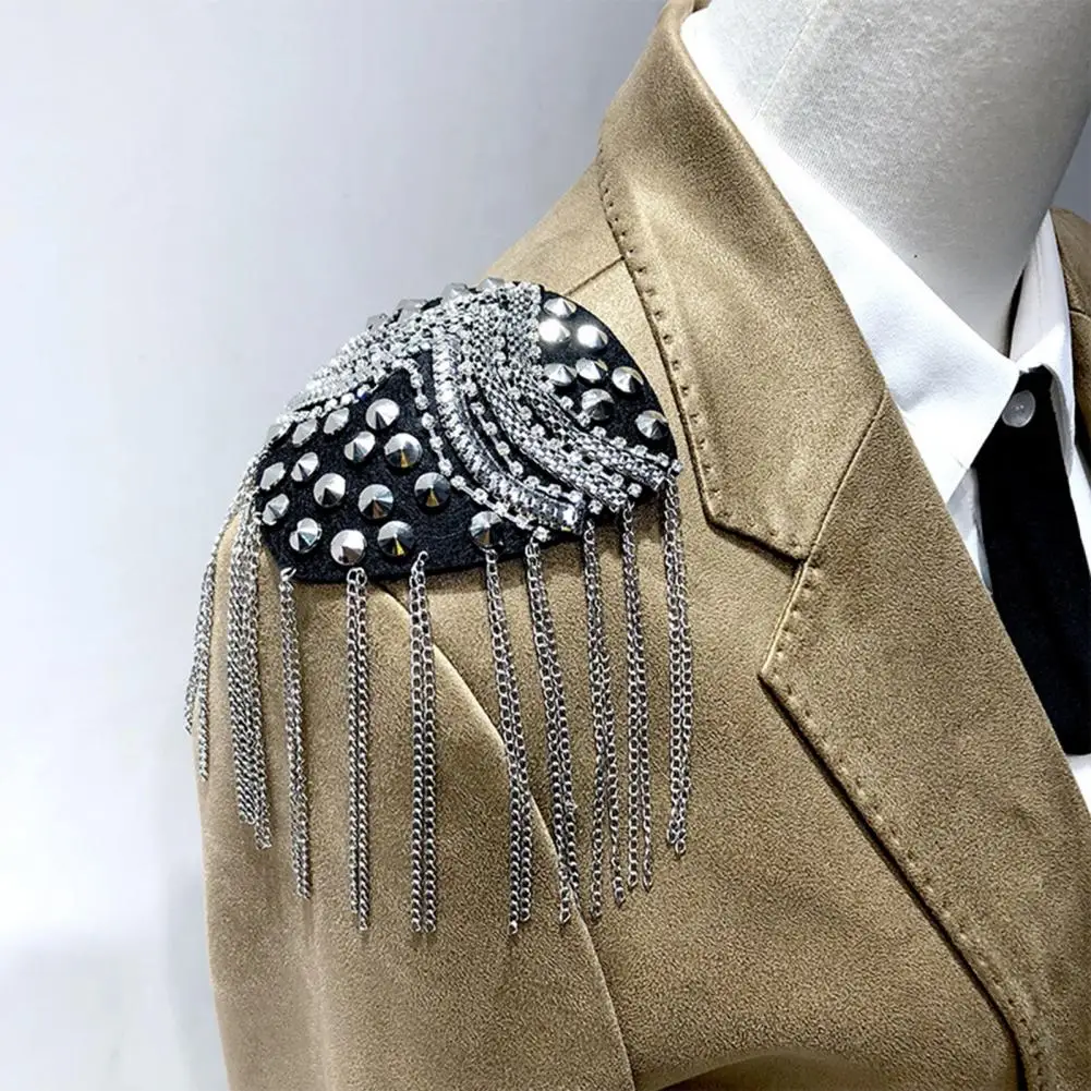 

Shoulder Tassels Epaulet Chain Tassels Rivets DIY Clothes Decor Men Women Shoulder Board Badge Brooch Business Suit Accessories