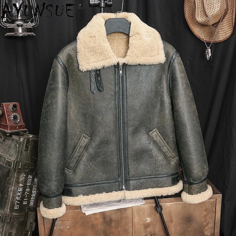 Рисунок 4 - Мужская зимняя куртка из овечьей шерсти