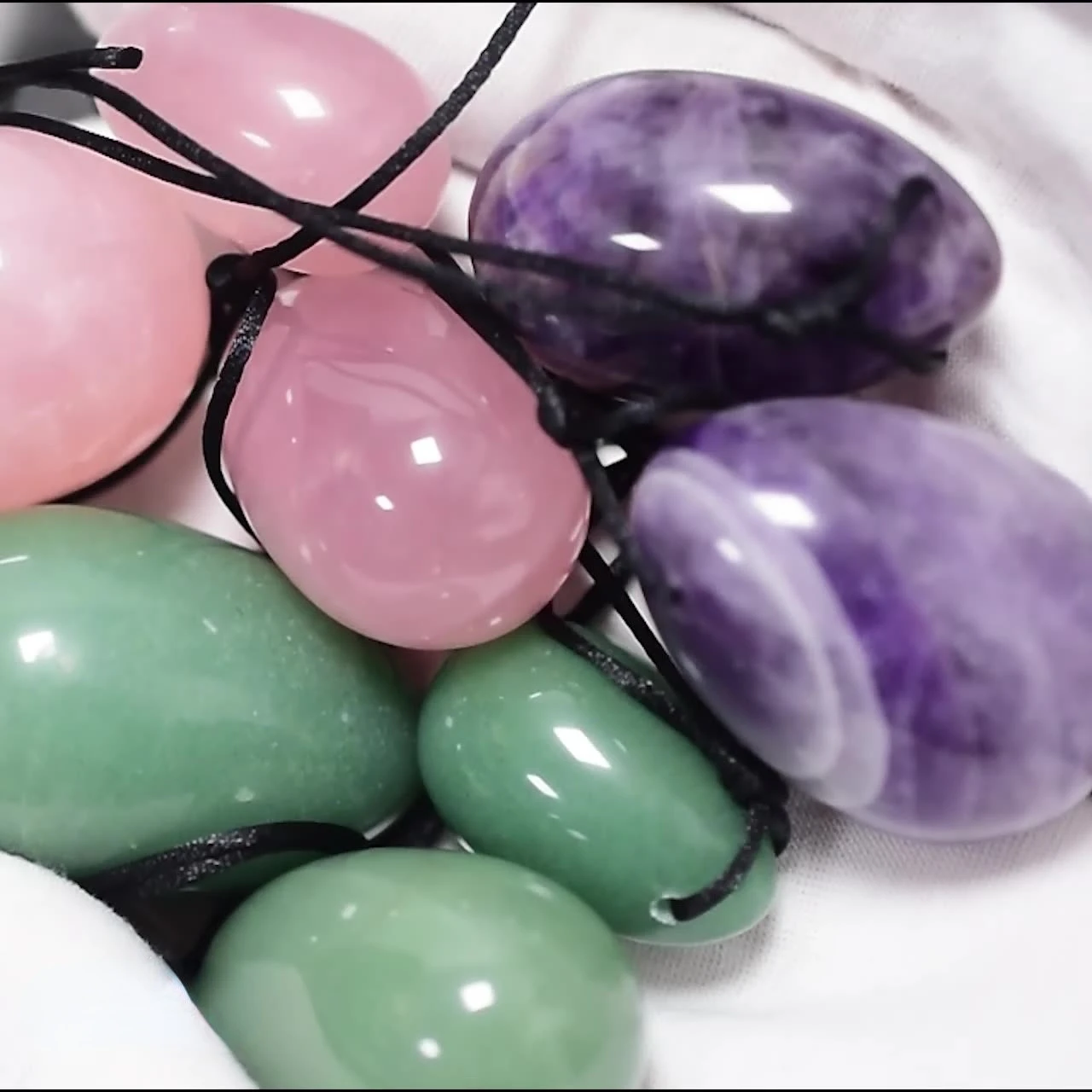 

Rose Quartz Yoni Egg Set Natural Jade Eggs Women Kegel Exerciser Vaginal Muscles Tightening Ball Massage Yoni Wand Jade Massager