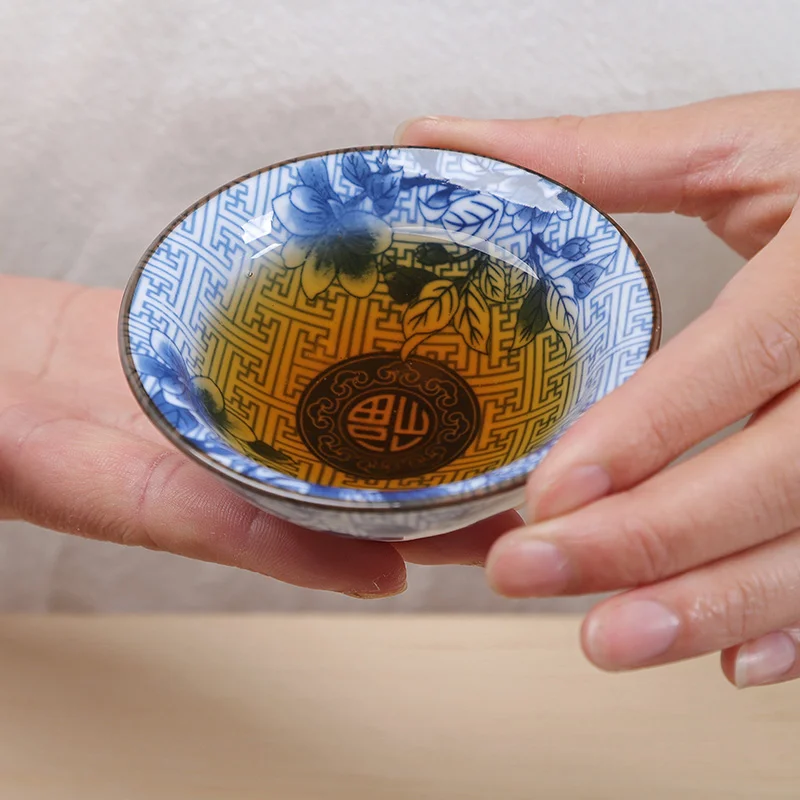 

Japanese Style Tea Cup Ceramic Hand-painted Kungfu Tea Cup Blue and White Porcelain Cup