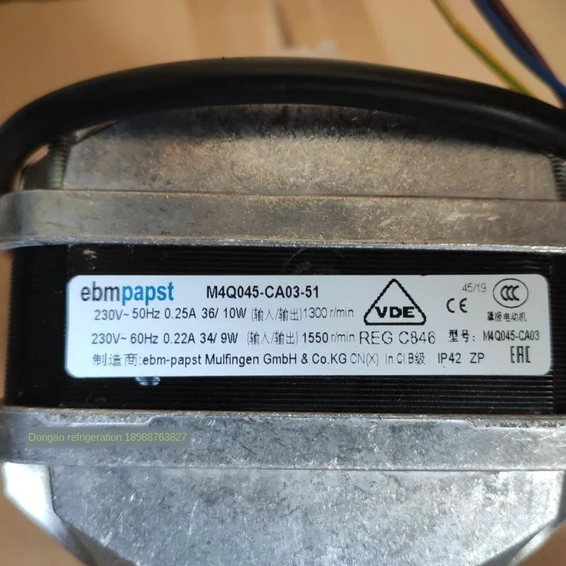 Двигатель крышки M4Q045-CA03-51 36 Вт F холодильника с морозильной камерой