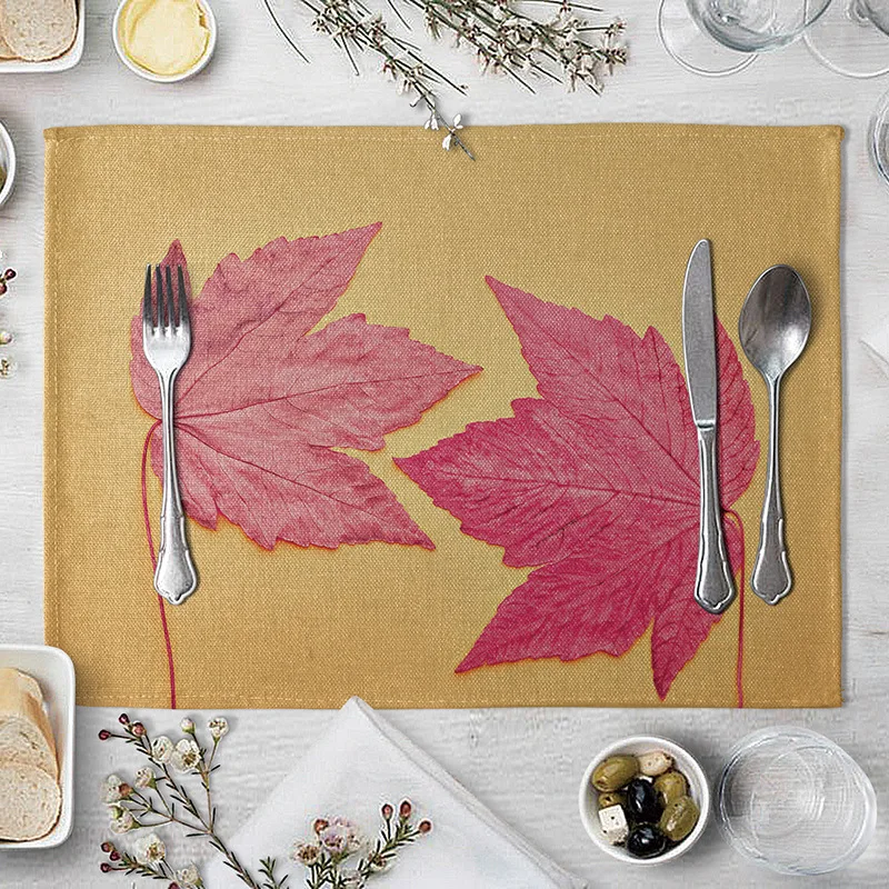 Подставки в виде кленовых листьев для столовых столов теплоизоляционные