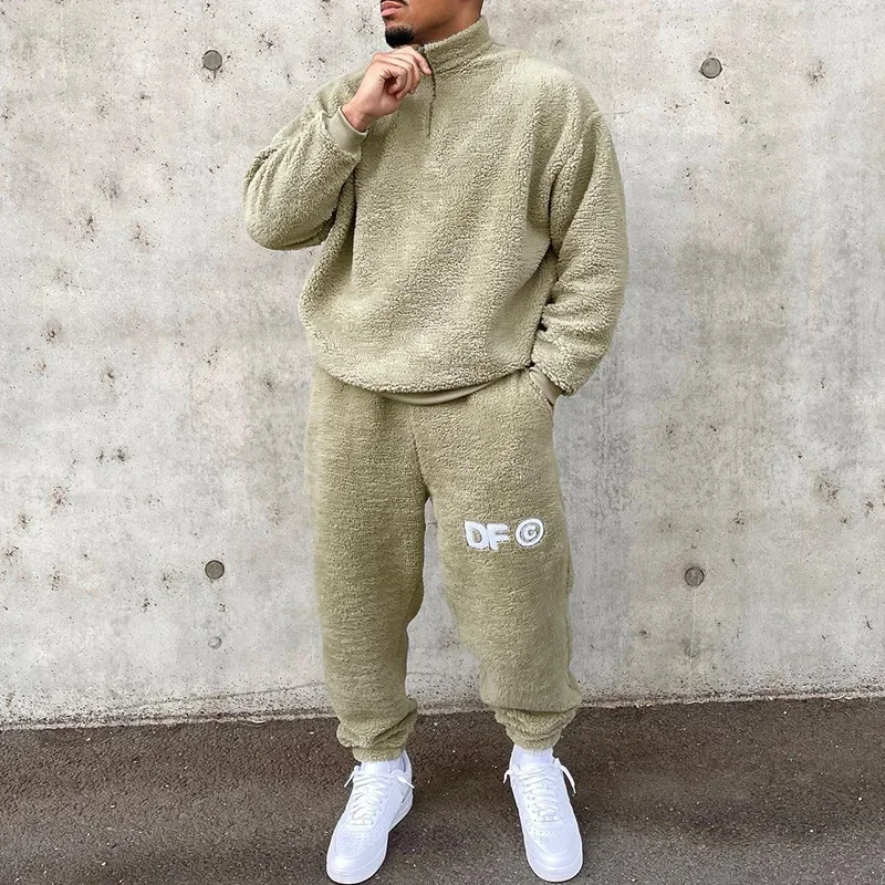 Рисунок 2 - Мужской флисовый комплект из двух предметов