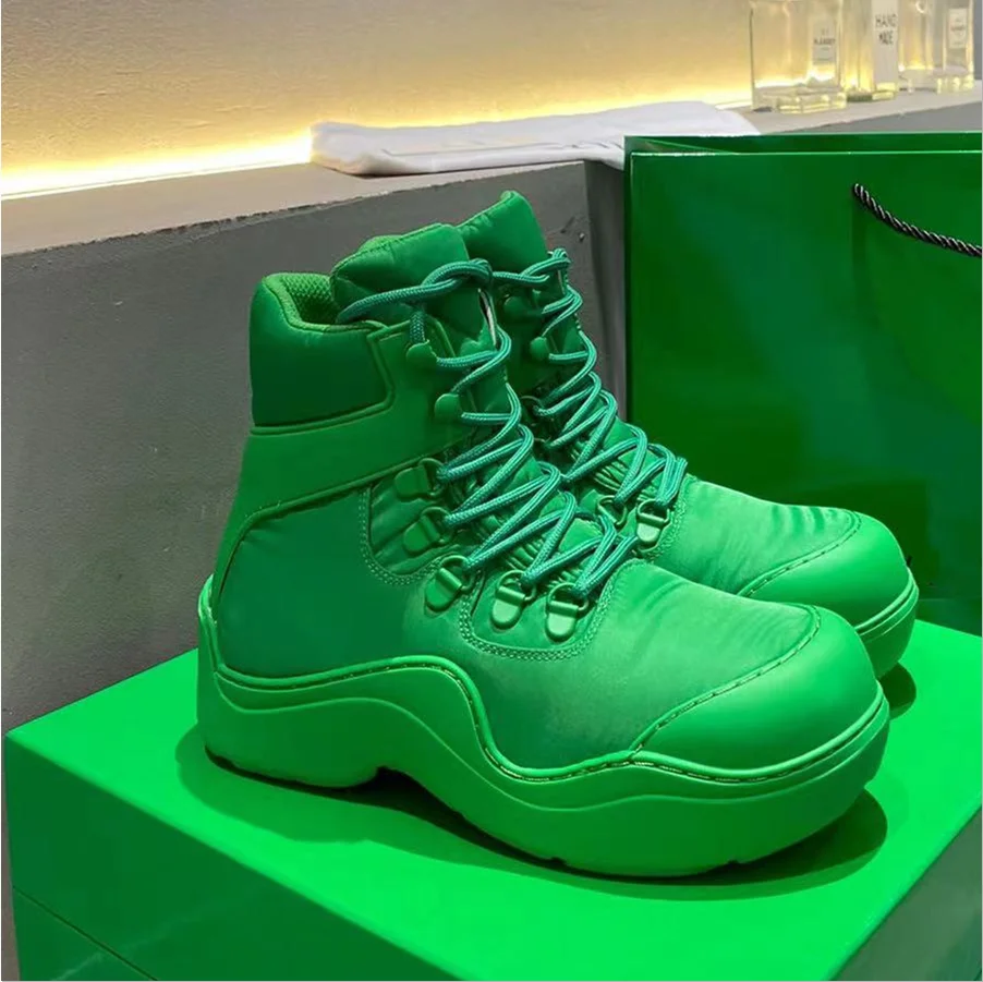 

Women's Climbing Shoes Solid Color Lace-up Winter Wear Down Cloth Nylon Waterproof Fabric Genuine Sheepskin Sneakers